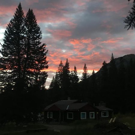 Silver Gate Lodging Cooke City Exterior photo