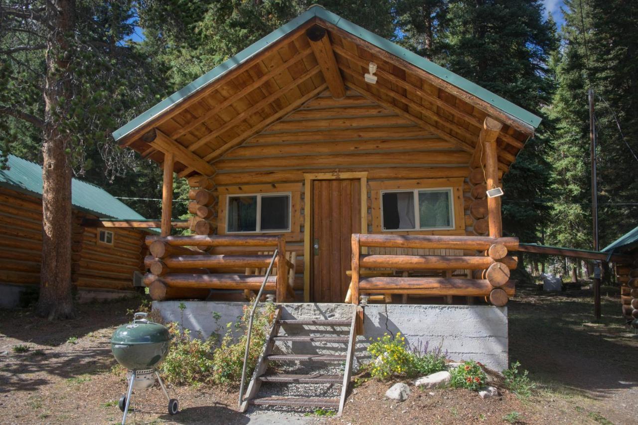 Silver Gate Lodging Cooke City Exterior photo