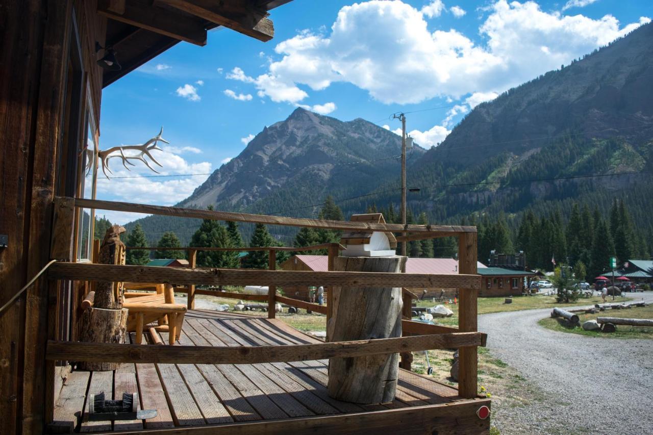 Silver Gate Lodging Cooke City Exterior photo